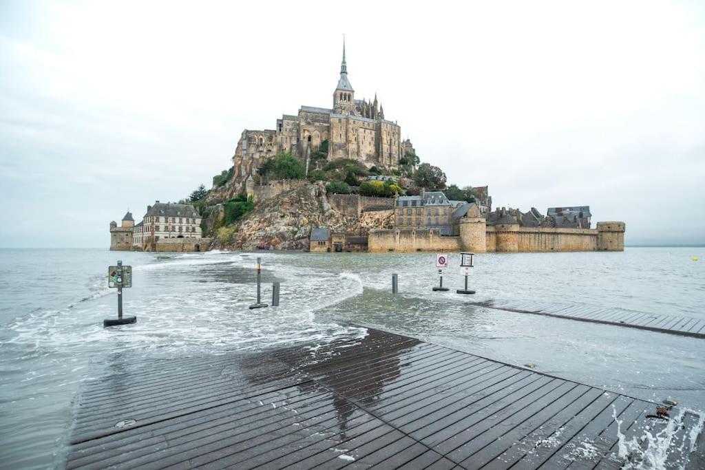 Maison Proche Mont Saint Michel Beauvoir  Bagian luar foto